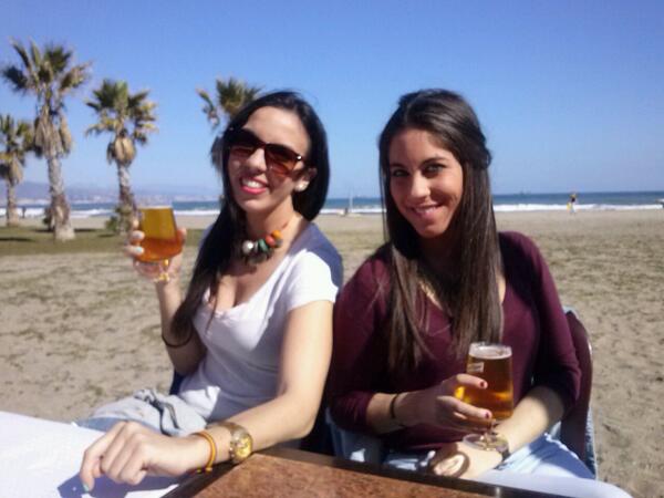 Martap90's tweet photo. Disfrutando de Malaga.
Playa, espetitos, sol http://t.co/9Z3RIVZm3C
