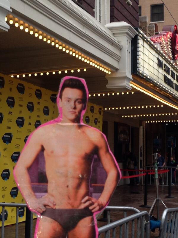 TomDaleyTravels's tweet photo. Gotta get dressed for the carpet! @TomDaley1994 👔 http://t.co/plsa6hzdxg