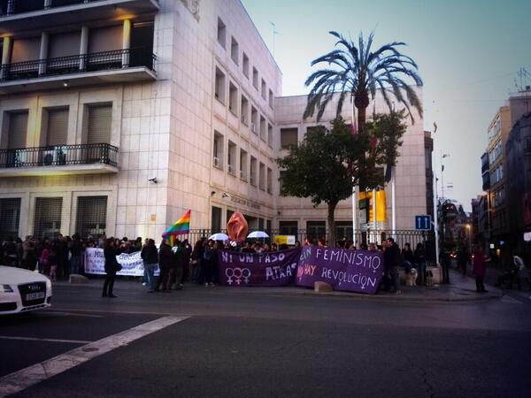 paulaMzforca's tweet photo. Aquí estamos http://t.co/1mV3ebAjob