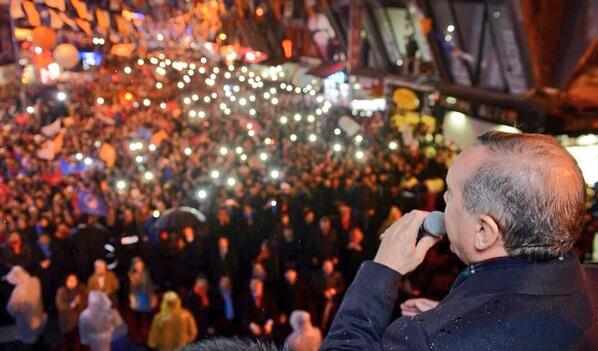 #Akparti #İstanbul #Avcılar da milletimiz
Sn #Başbakan ımızı sevgi seliyle ıslak yüreğiyle karşıladı <a href="/halisdalkilic/">HALİS DALKILIÇ🇹🇷</a>