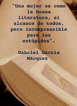 LeerMx's tweet image. "Una mujer es como la buena literatura..." Gabriel García Márquez.