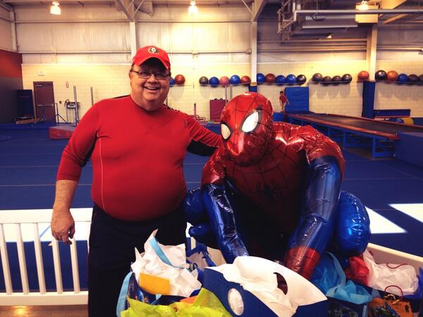 PstrRonPhillips's tweet photo. Finishing my week hanging out with Spider-Man. By the way, Spidey said don't forget to move your clocks ahead tonight http://t.co/RlWhUI1FDx