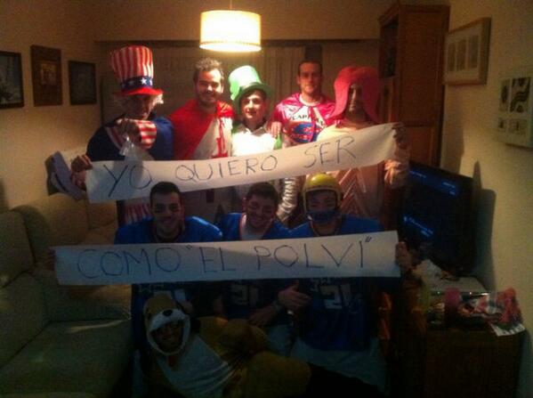 aaronly1012's tweet photo. @gonzalo_xalo @Pantojachato10 @raul_RMCF @javiersoti @daniogcia @DaniRdelaCruz #carnavalalcoy http://t.co/HLgt1Ia5TF