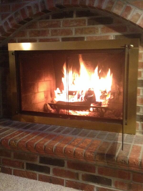 wheeliz's tweet photo. Taking the chill off. Hopefully the last fire of the year. http://t.co/HhUYRaOzTj