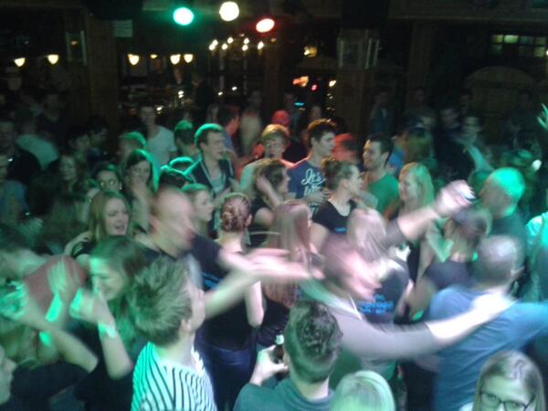 Super feessie <a href="/cafetroubadour/">De Troubadour</a>