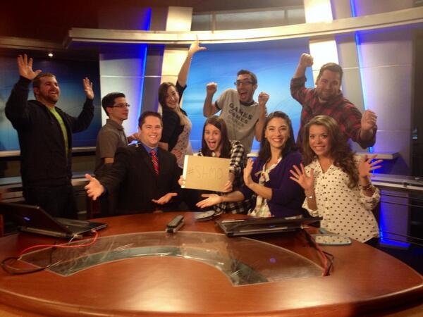KarenTararache's tweet photo. We are so excited for #SHMD2014 and the 39 recipients! Much love from the weekend crew @twcnewsalbany @shmdnow http://t.co/bnNFUDQOSN