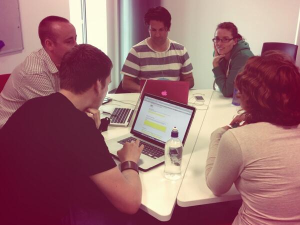Steph_Creasy's tweet photo. #GSJ_Akl #GSJam and the upload race is on. Auckland rolling down http://t.co/kb3K7LJmB2