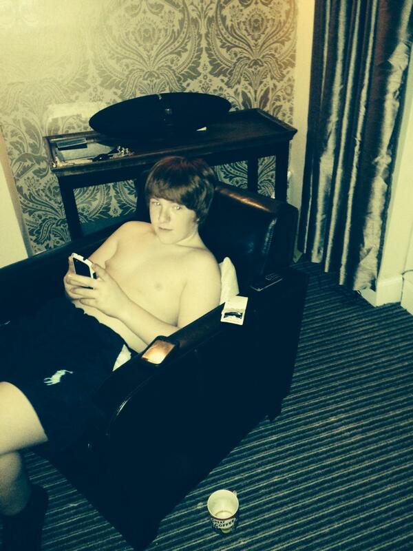 Just1n_96's tweet photo. Wee cousins such a wee sexy! @ReidMcquillan http://t.co/4Z4RPxGjLw