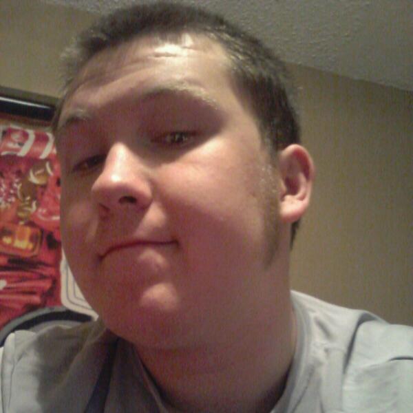 bedwards530's tweet photo. Shaved http://t.co/BtY4XWPJax
