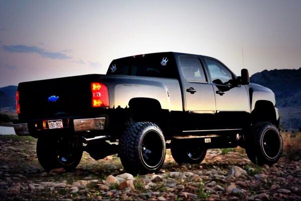 auto_everything's tweet image. Dirty Max