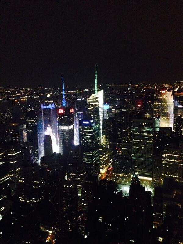 martinhsorch's tweet photo. Empire State Building!!! #tosstoss #determination #springtrip2014 http://t.co/onSigFMtGu