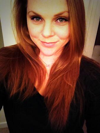 Who wants to play poker with me?! http://t.co/hCgKFYW6HO