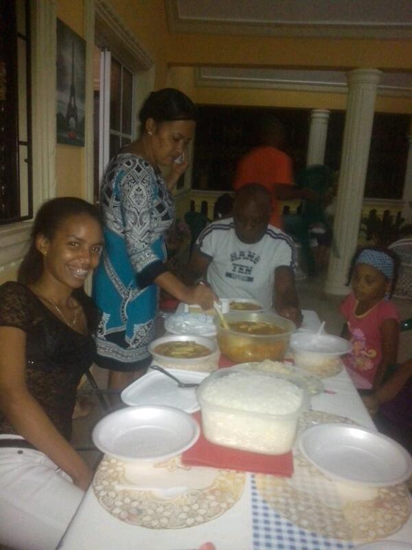 Maribel07's tweet photo. En familia! http://t.co/EPKgmIFhN9