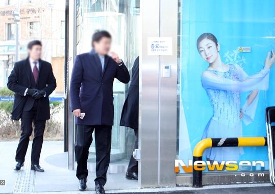 팬사인회‘경호원 철통보안으로 치뤄져’