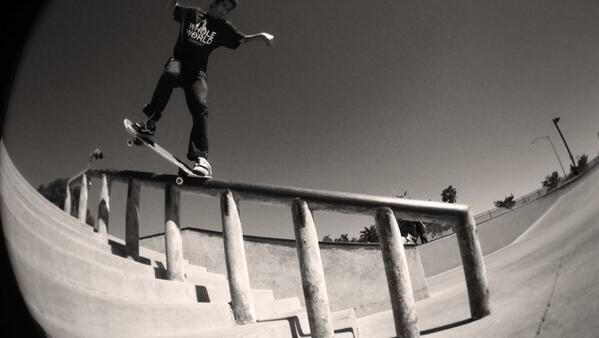 lurkanddestroy's tweet photo. Love this trick so much ! http://t.co/DF3lSttMKC
