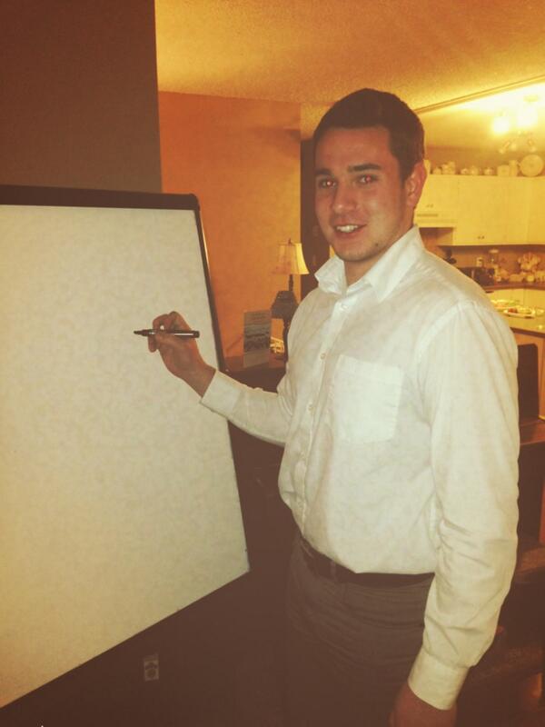 ABCNetworth's tweet image. Co-founder @Anthonyrusso111 leads a team meeting explaining the #FGXpress compensation plan. #Powerstrips