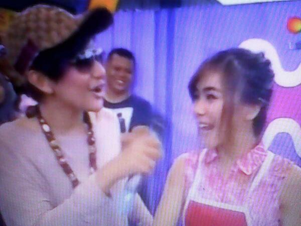 FBChristyers_'s tweet photo. Ci ci mau nanya ci, cici buka toko di mana ci ??  | deket deket glodok sana :D haha http://t.co/Z8dXQyJLD2