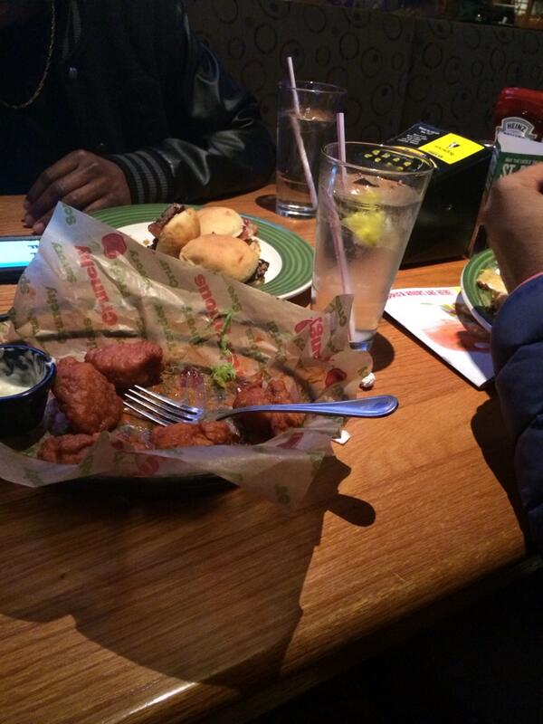 8Bit_XX's tweet image. #RiotLife at nite (night) @sidcolas @Prophet_McDade