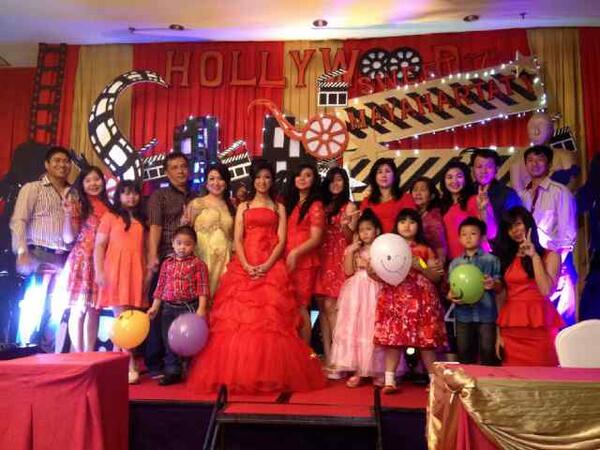 Maya_Hartaty's tweet photo. Makasih smua nyaaa yg udah dateng yaaa http://t.co/zk5EKkMu3N