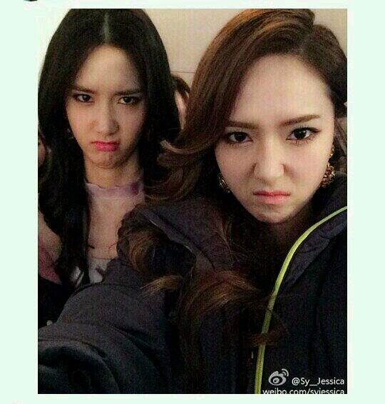 jungsyeoni's tweet photo. Jessica selca Update With Yoona SNSD Weibo
"Sleeeepy tired...." lol http://t.co/6HRRwOi2sL
