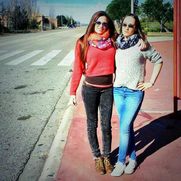 Ireblanco25's tweet photo. Nos fuimos pa' Madriiiii @MiriamSmt http://t.co/jlVthpA9ny