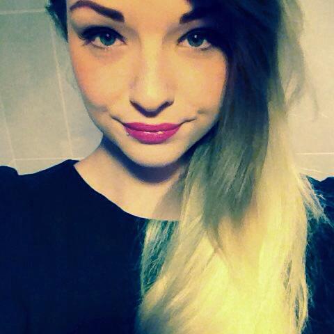 Cloe_Mathisse's tweet photo. Avance, ne te retourne pas... Va, vis et deviens... http://t.co/QZQGM5dUUV