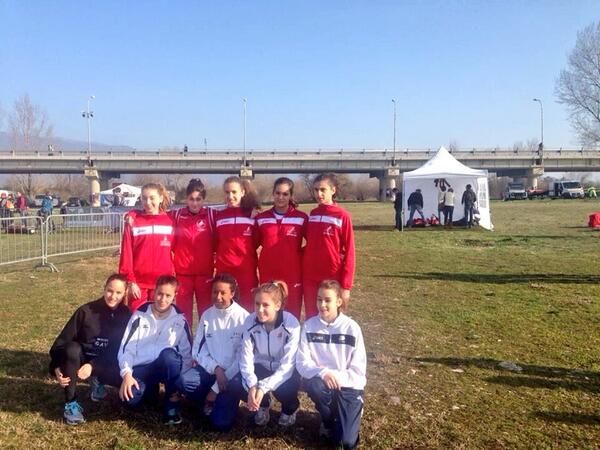 FidalPiemonte's tweet photo. #cross2014 #forzapiemonte le CADETTE del Piemonte terze nella classifica femminile; i CADETTI chiudono al 5^ posto http://t.co/0GNs3toQdr