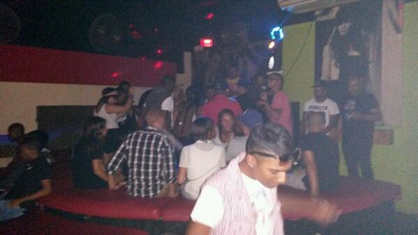 F2D_Party's tweet photo. http://t.co/kg25QjzS0g