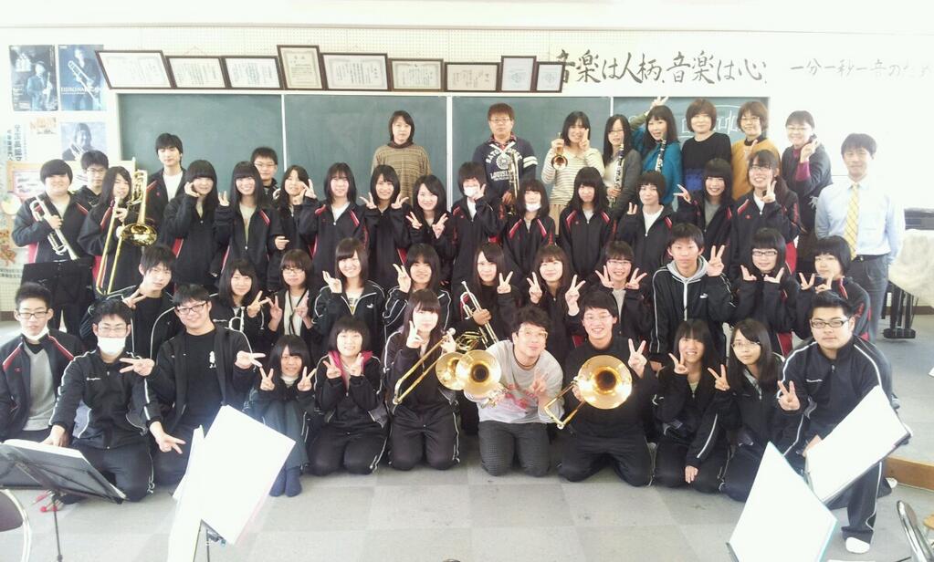 Yassy Ar Twitter 今日は 敦賀気比高校吹奏楽部 の練習に参加してきましたー みんなイイ音 3 21のコンサートにゲスト出演するのデス 今から楽しみだなー Http T Co Cumwtyolax