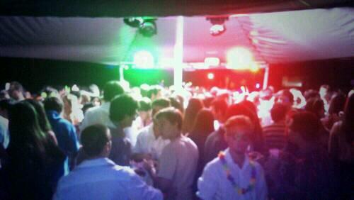 VeranoFest's tweet photo. No hay dos sin tres! #VamosChee http://t.co/AYUcVIGJvi