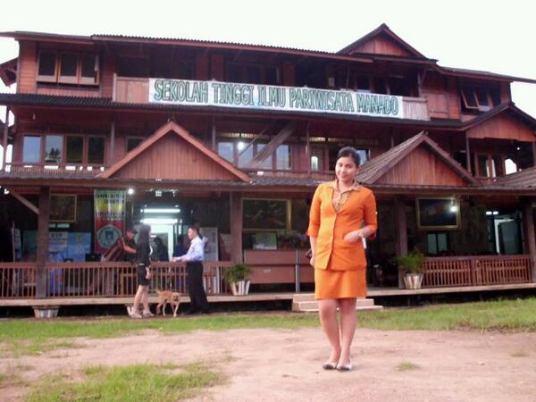 STP_Manado's tweet photo. Eco-based Campus STP Manado yg sedang dirancang mjd Eco-based Resort School ... http://t.co/9FaT6W17Op