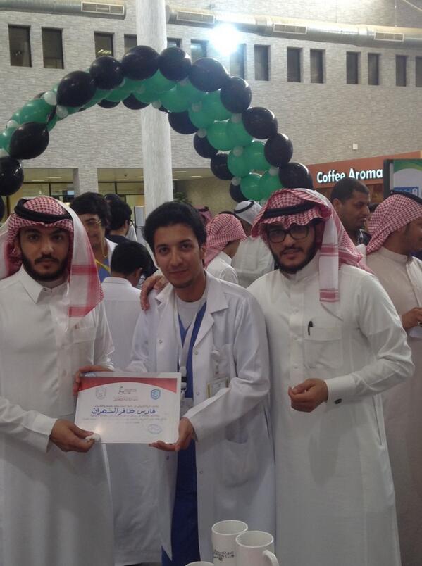 NursingClub's tweet photo. @NursingClub: لقطة مع بعض المتبرعين
#جامعة_الملك_سعود 
#حملة_متبرع_فخور 
@fofoalshahrani http://t.co/KtuijGMziI