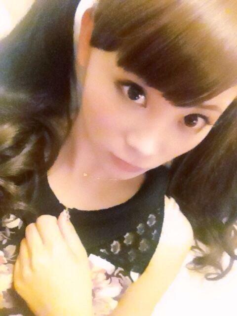 lovescandalbot's tweet photo. ♪歌詞♪ 愛の破片探し歩いてる ほら これを孤独と呼ぶんでしょう [カゲロウ] https://t.co/OgrlYrcpbd