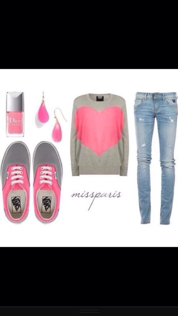 Retweet als jij dit setje wel zou willen hebben..... <a href="/xdamesmode/">xdamesmode™</a>