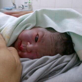 AntaraTeam's tweet photo. Alhamdulillah telah lahir putri pertama Sabeum @hrdfirman... Selamat ya papa Adi dan mama Sita :D http://t.co/lN6pzEtSp5