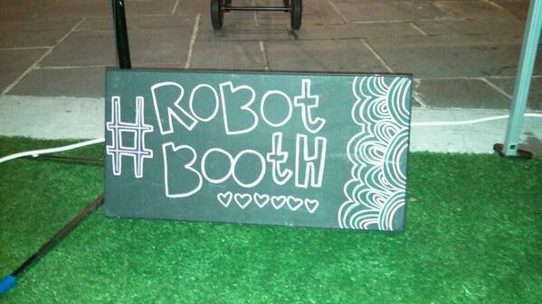 jlatlanta's tweet image. Come check out #RobotBooth @weststride tent for yr @jlshamrocknroll photo op!