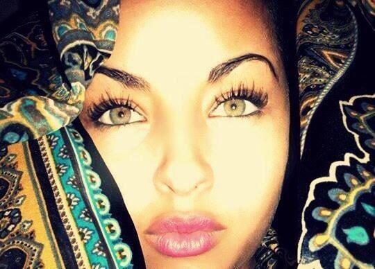 FrappeAlg's tweet photo. #PostBadRebeu #PostBadEyes #PostBadAlgerienne http://t.co/RpuX1v0ibR