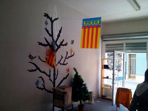 elSalonet's tweet photo. looocaal fallleroo¡! http://t.co/zhLJK7eifE