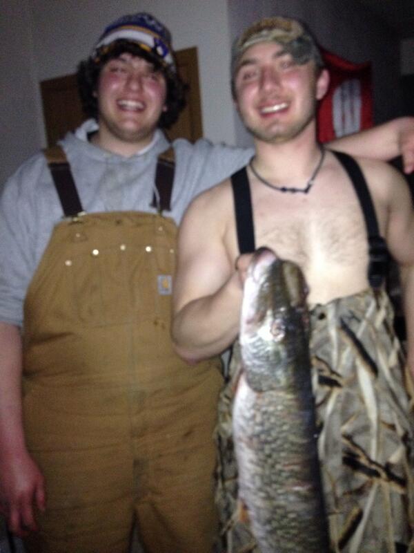 Brapptastic's tweet photo. The adventures of #basicZ and #Jonah continue @C_Schroeder21 http://t.co/t7RZFOPCkc