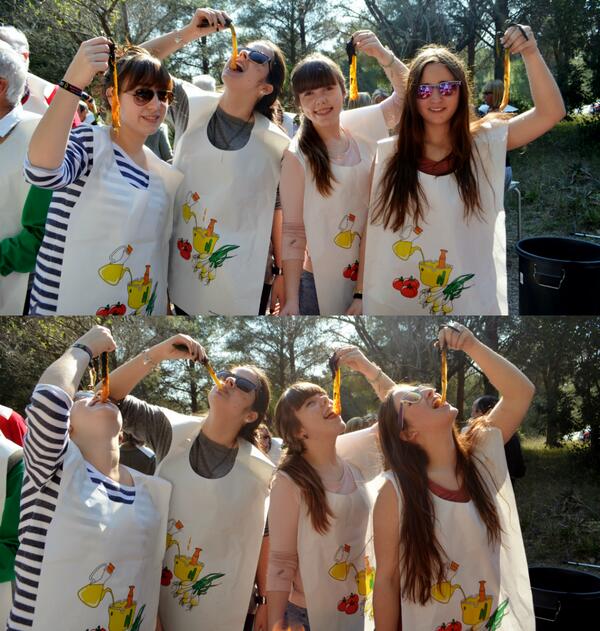 MagMurtra's tweet photo. Calzotada 2013 @RaaquelGonzalez  @Celiiaaa94 @gaab93 http://t.co/HVL0PbkCg5
