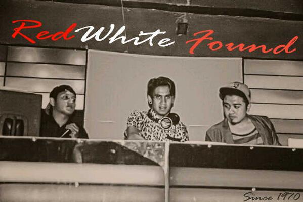 REDWHITEfound's tweet photo. Live Twins JHEFFER &amp; ARIE KEY NOVA with mc *J* at neo amor !!! http://t.co/rDnHrs7HTP