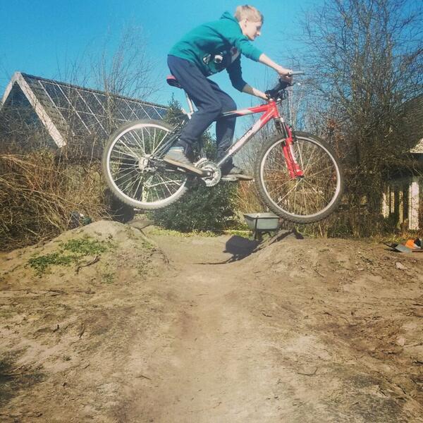yoranridder's tweet photo. Ikke fiets cross http://t.co/0ScuzktZLg