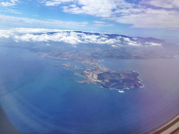 carolinaipser's tweet photo. Home sweet home✈️🏡💙 http://t.co/b824k5njLJ