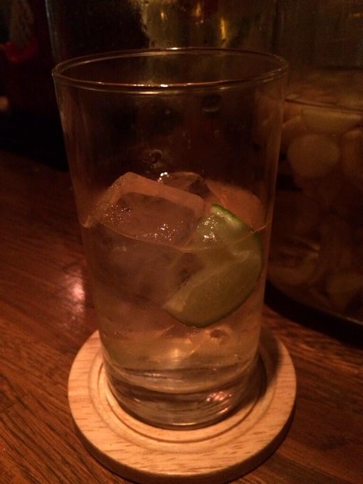 今宵最後のお酒(^O^) http://t.co/LvggoYNXlf<a href="/tag/%E3%81%8A%E3%81%98%E3%83%A2%E3%83%B3"class="tags"><span>#おじモン</span></a>