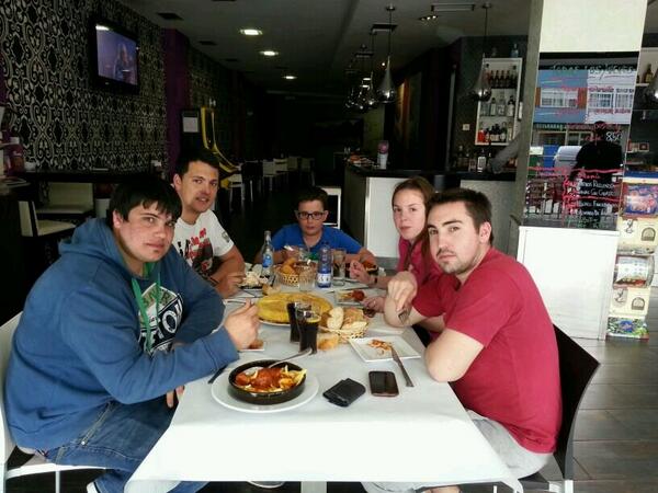 AdriAlvarellos's tweet photo. Asi si http://t.co/KUOMeQIM60