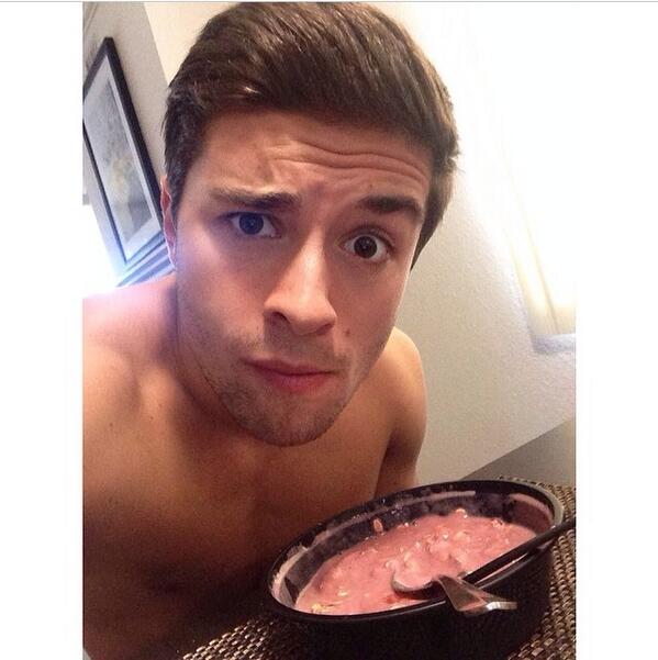 Millertary01's tweet photo. @jakemiller your hair is perfect 😍😍😍😍😍😍 http://t.co/lIij9AgUGs