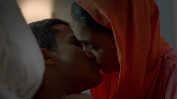 Siento que estoy despertando... ¿o será esto también un sueño?