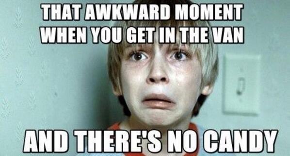 AtAwkward's tweet image. #ThatAwkwardMomentwhen