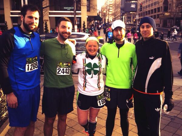 amwzim's tweet image. St. Patty&apos;s 8k with the BEST running team. 8:30/mi @dshevlin @behrlie