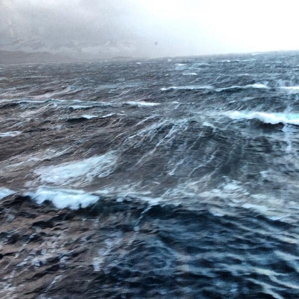 uluriel's tweet photo. Håper jeg overlever fergeturen til Lødingen. http://t.co/we7rGbQmhM